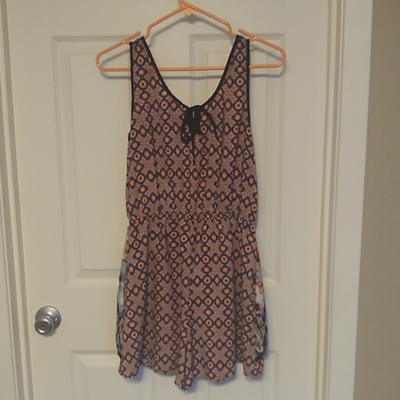 Romper - Picture 5 of 5